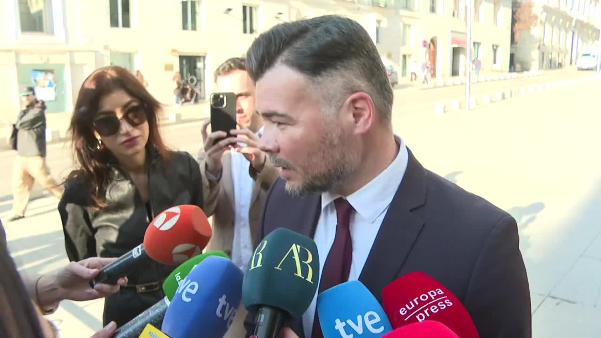 Rufian dice que Junts no aprobará el decreto de vivienda porque "trabajan para fondos buitre"