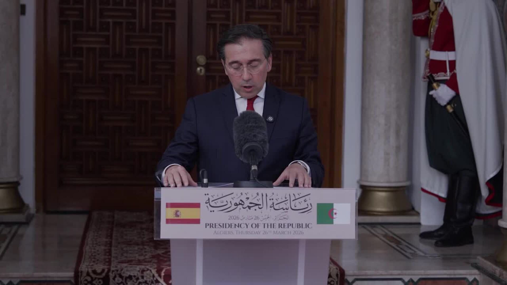 Albares anuncia un refuerzo de la asociación estratégica energética con Argelia