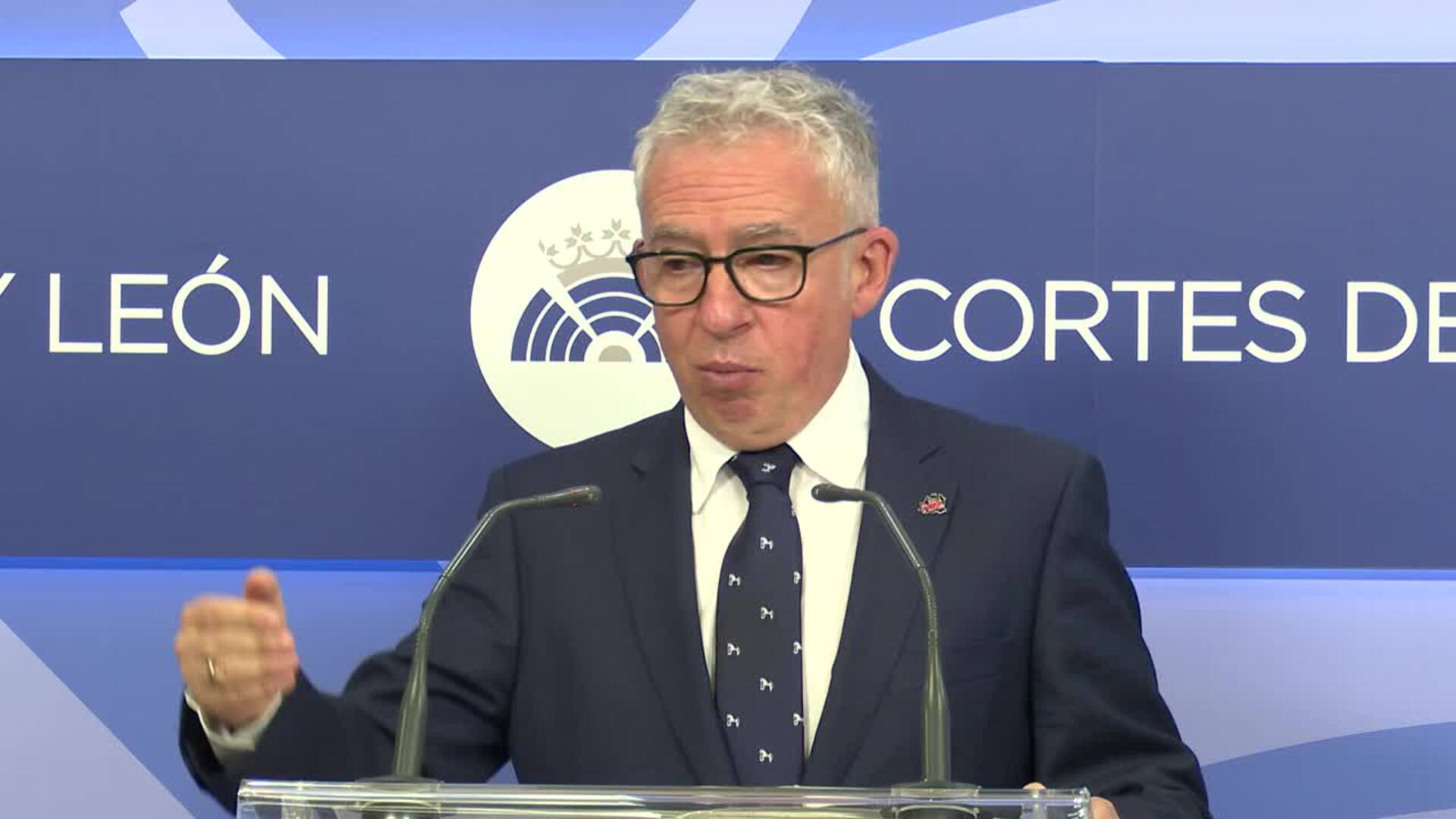 Ceña pide "responsabilidades políticas" ante las dimisiones en la Gerencia Sanitaria de Soria