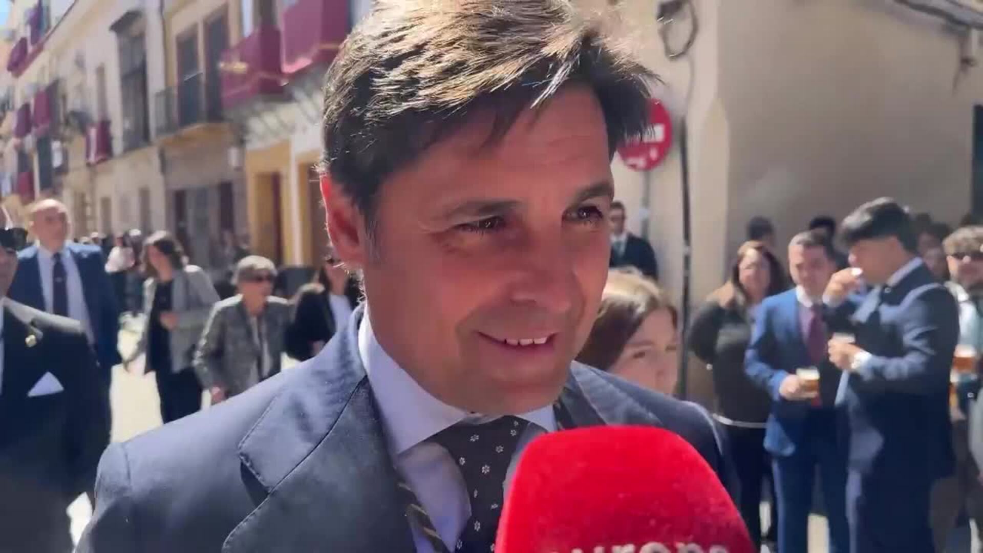 Francisco Rivera recula y da un paso atrás tras confirmar el noviazgo de su hija