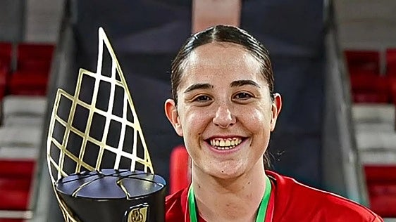 Mariana Silva refuerza el juego interior del Al-Qázeres