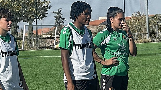 El Sport y el Cacereño persiguen el primer triunfo en distintos contextos