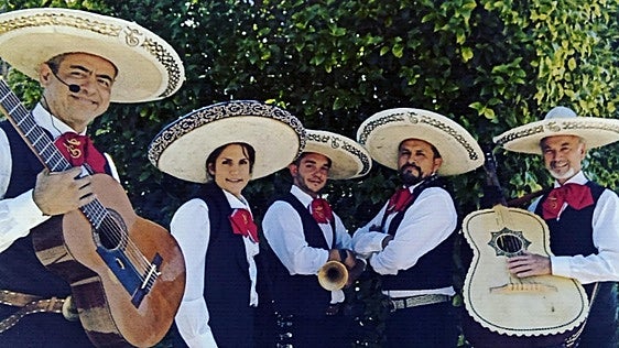 El Día de la Independencia de México resuena en Badajoz: el planazo gastronómico con tamales, pozole y mariachi en directo