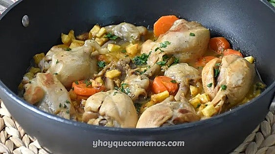 Receta de jamoncitos de pollo en salsa: fácil, jugosa y tradicional