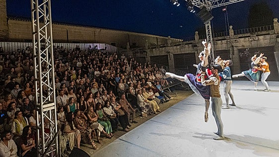 Más de 6.500 espectadores respaldan el Festival de Teatro de Cáceres, que termina este martes