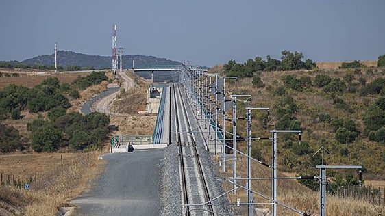 La línea de alta velocidad Elvas-Évora se atasca a falta de la certificación