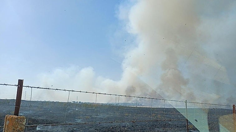 Desactivan el nivel 1 en el incendio de Ruanes tras estabilizar el fuego