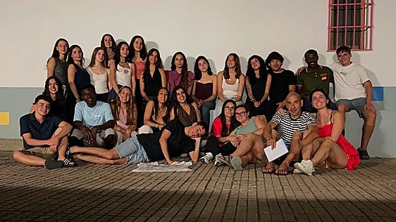 Cabeza del Buey acoge a 100 jóvenes en un campamento de inmersión lingüistica en francés