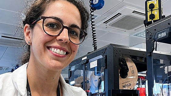 La revista científica más prestigiosa de la química pone el foco en una doctora de la UEx