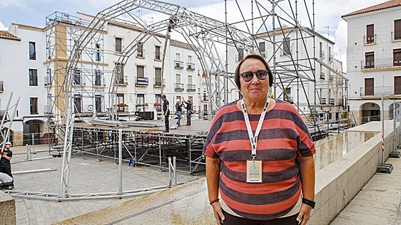 Cáceres inicia el nombramiento de Dania Dévora como Hija Adoptiva por su trabajo al frente de Womad