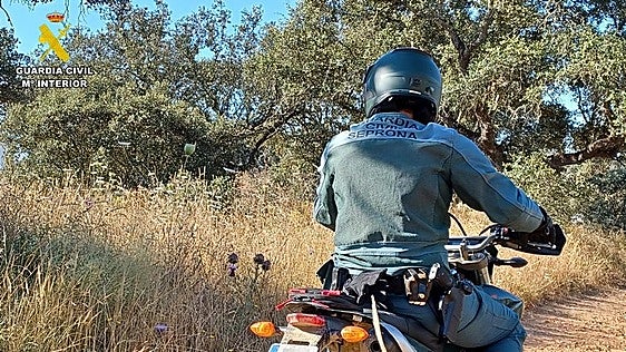 Investigado en la provincia de Badajoz por un incendio provocado por carbonillas del tubo de escape de un tractor