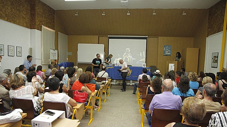 Extremadura evaluará a adultos sin estudios para que puedan acceder a la FP