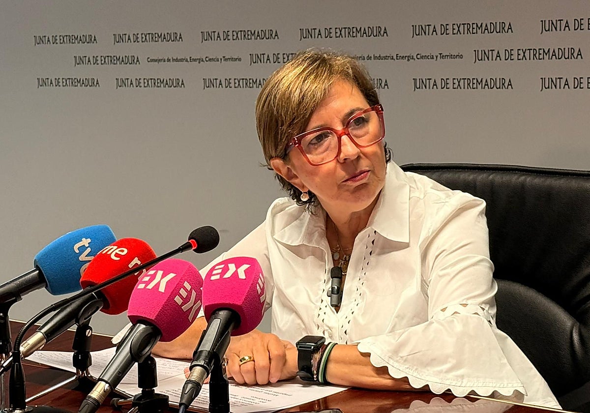 Los centros de datos de Nostrum en Badajoz y de Merlin en Navalmoral ultiman sus permisos | Hoy