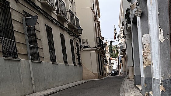 Vecinos del Casco Antiguo de Badajoz denuncian una racha de robos relacionados con una casa okupa