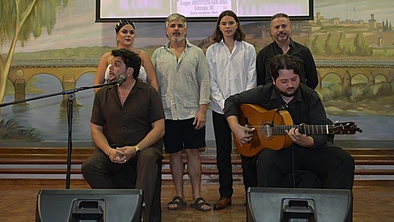 Las 800 homenajea a Paqui Yáñez:«Se desvivió por su barrio hasta su último día»