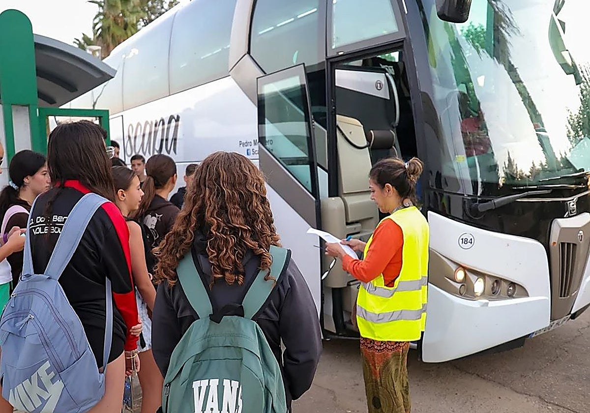 Educación confía en cubrir todas las rutas escolares aunque todavía quedan líneas sin adjudicarse