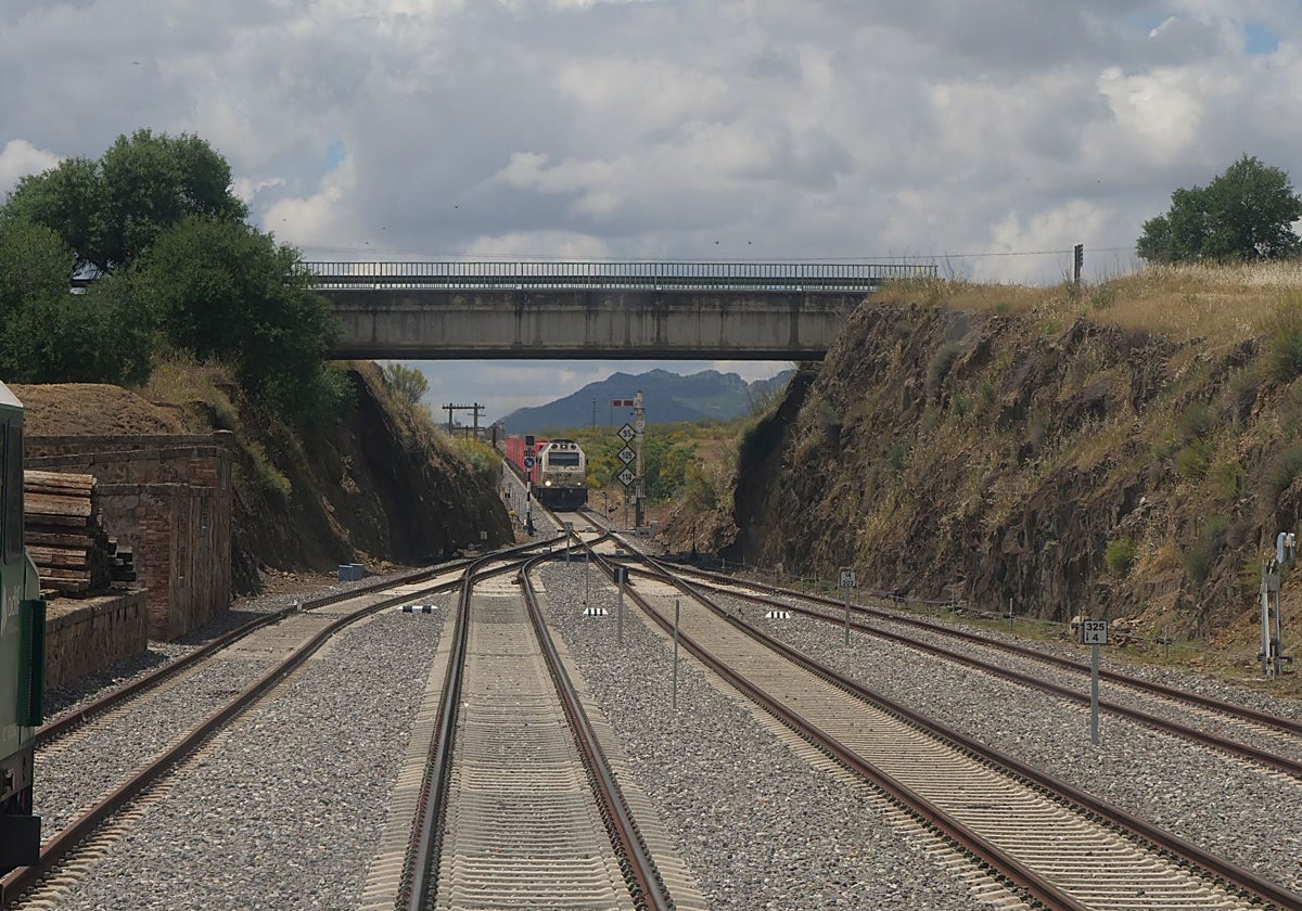 Las mejoras en la línea ferroviaria de Ciudad Real bajan hasta 24 minutos el tiempo de viaje