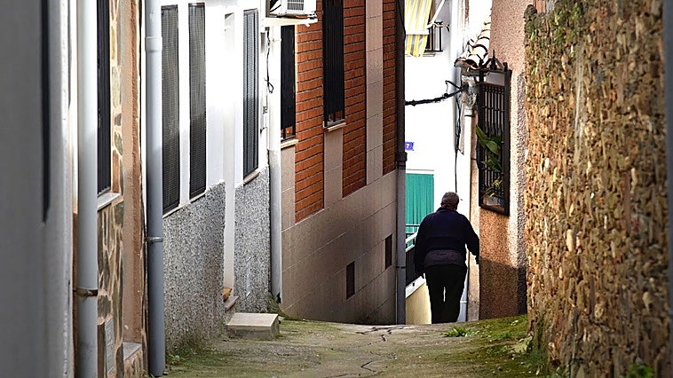Dos pueblos extremeños tienen más electores en el extranjero que vecinos con derecho a voto