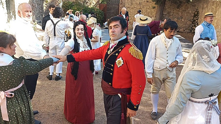 Las contradanzas de la Guerra de Independencia toman los jardines de La Galera