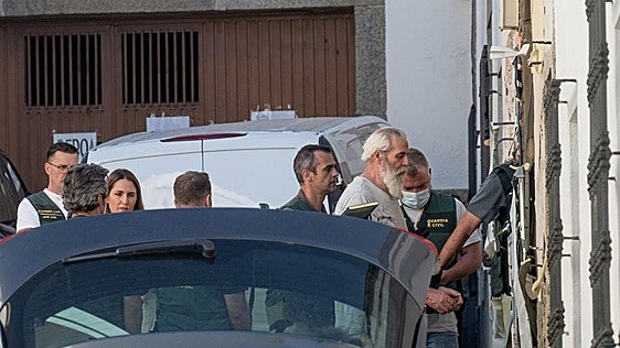 Los detenidos por el asesinato de Francisca Cadenas regresan a Hornachos para la reconstrucción del crimen