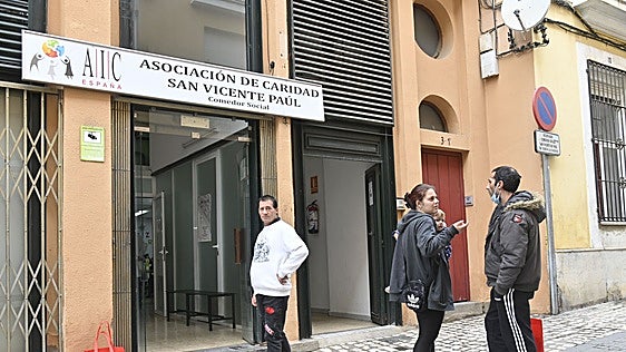 El comedor San Vicente de Paul abre una recogida de alimentos hasta fimales de mes