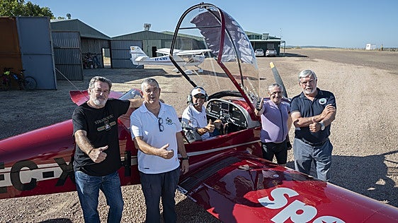 El Real Aeroclub de Badajoz proyecta un museo de la aeronáutica de Extremadura