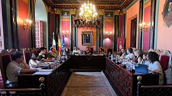 El PSOE de Trujillo amenaza a la alcaldesa con un requerimiento judicial