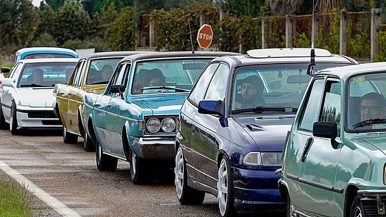 Más de cien coches clásicos se darán cita el domingo en Badajoz