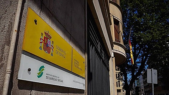 El mensaje de la Seguridad Social que podría llegarte estos días y no debes abrir: es una estafa