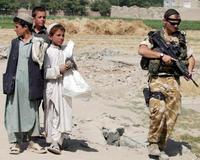Mueren 20 talibanes tras atacar a una patrulla de la coalición en Afganistán