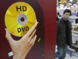 El formato HD DVD de Toshiba no ha podido con el Blu-ray de Sony. /REUTERS