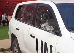 Imagen de uno de los coches acribillados./ Foto y vídeo: M. AYESTARÁN
