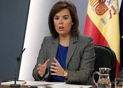 La vicepresidenta y portavoz del Gobierno, Soraya Sáenz de Santamaria. / Foto: Efe | Vídeo: Europa Press
