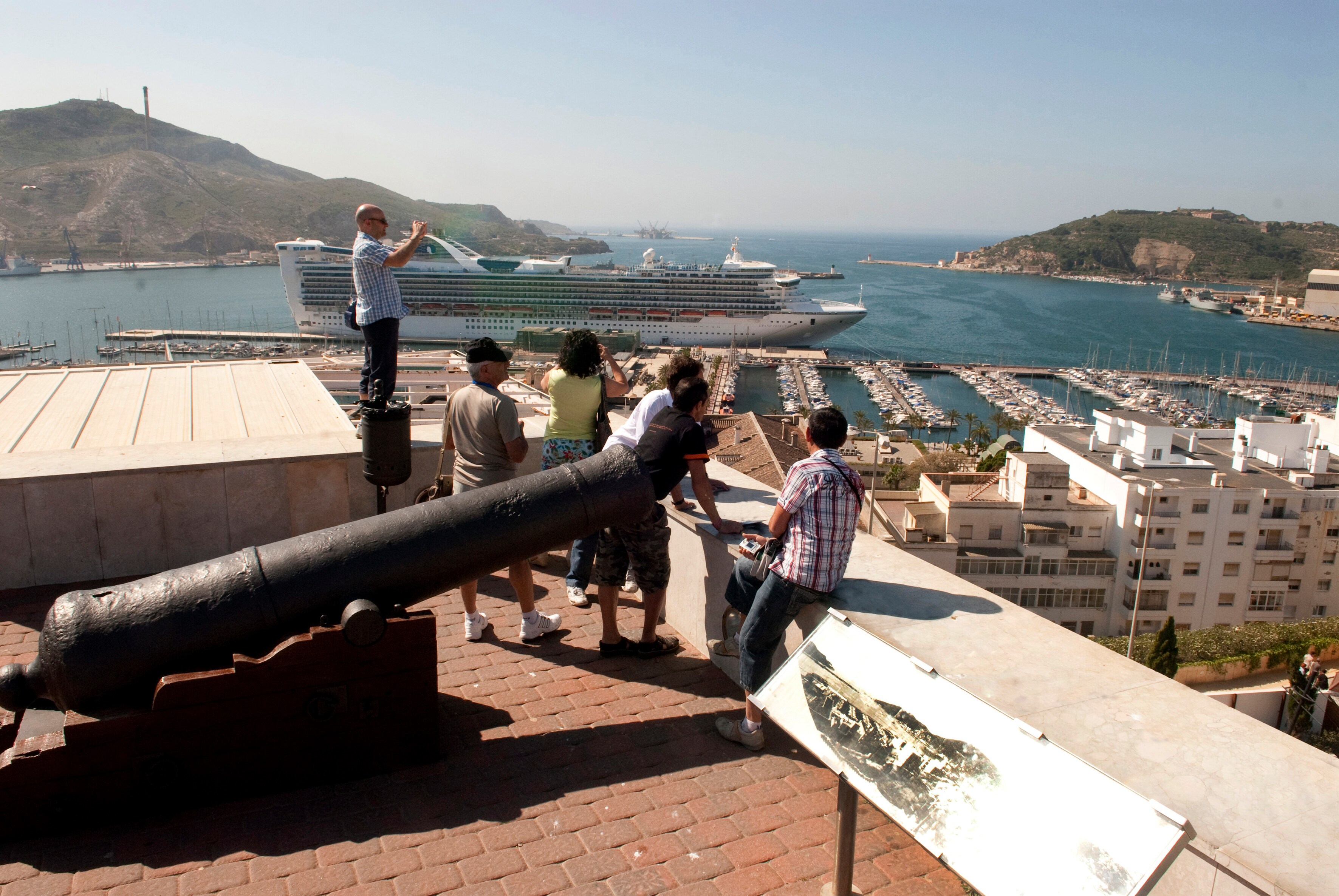 Puerto de Cartagena.