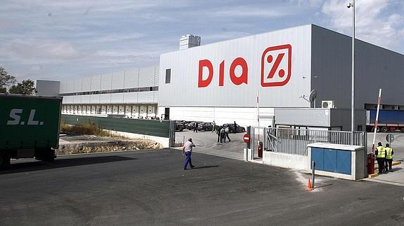 Vista del centro de reparto del grupo DIA, en Miranda de Ebro.
