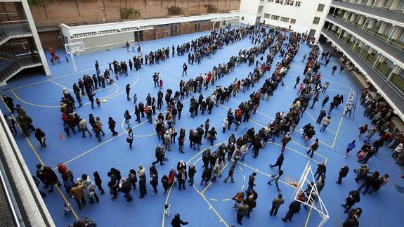 Colas para votar.