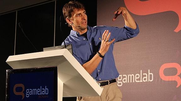 Richard Marks, durante su charla en Gamelab.