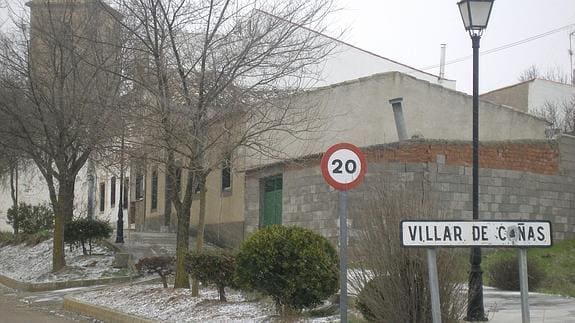 Cartel de acceso a la localidad conquense de Villar de Cañas.