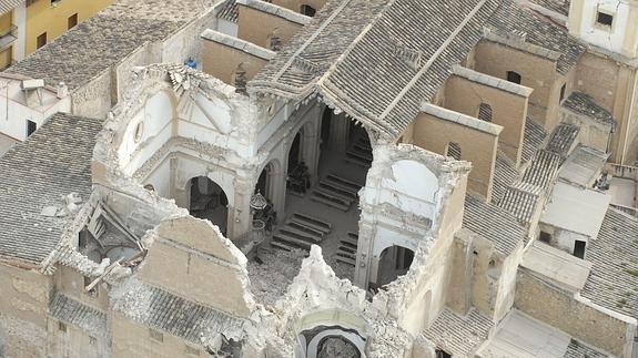 Destrozos ocasionados por el terremoto de 2011 en Lorca.