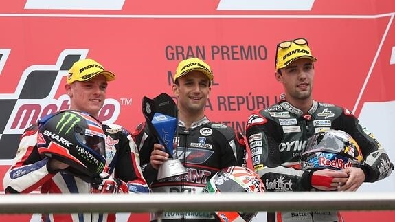 Zarco en el podio. 