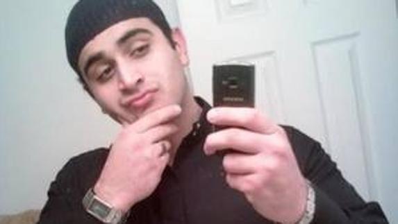 Omar Mateen, un joven con vínculos yihadistas y homófobo vigilado por el FBI