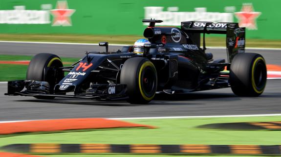 Alonso rueda en Monza. 