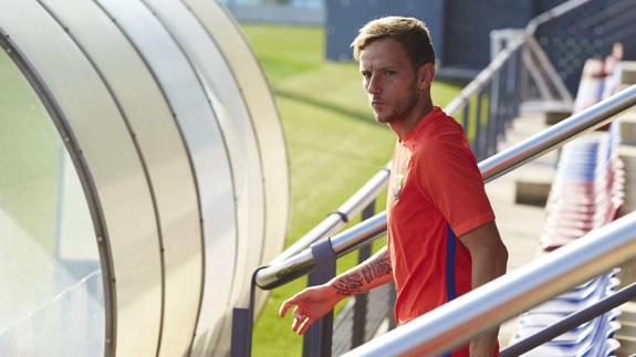 Ivan Rakitic, baja con la selección de Croacia. 