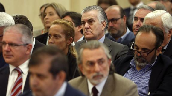 Los acusados, en el banquillo de la Audiencia Nacional. 