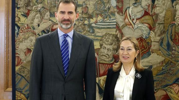 Don Felipe y Ana Pastor, en Zarzuela.