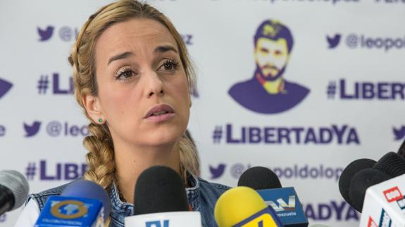 Lilian Tintori, esposa del dirigente opositor venezolano Leopoldo López.