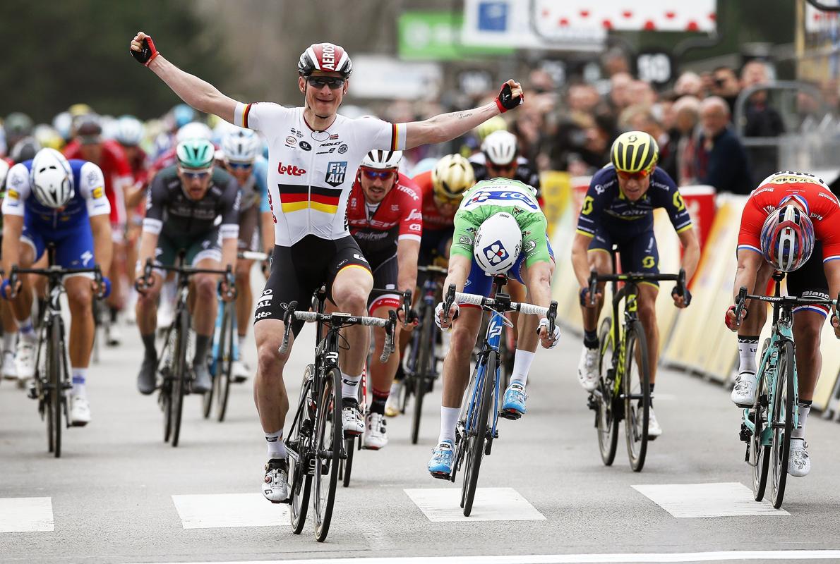 Greipel gana la quinta etapa de la París-Niza