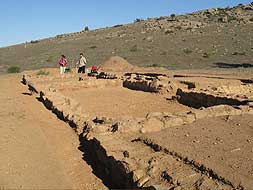 Uno de los cinco yacimientos encontrados y que se han excavado durante cuatro meses por dos arqueólogos y cinco peones. / MPAZ