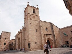 Torre-campanario de la Concatedral.|HOY