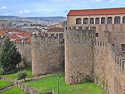 Las murallas de Torre Lucía fueron de las primeras en ser restauradas. / PALMA